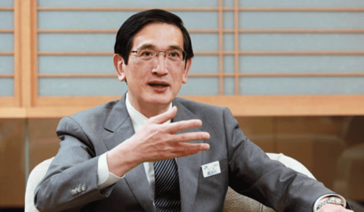 長谷川一明の年収は数千万円?!経歴と不適切発言は何言った!?
